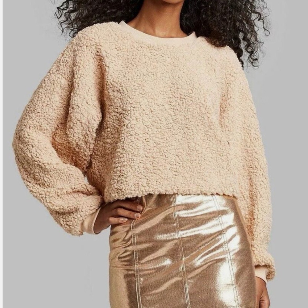 Wild Fable NWOT Sherpa Teddy Bear Crew Neck Top - Size Small/Medium